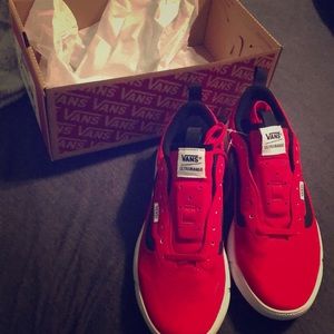 Vans Ultrarange Shoes (BRAND NEW)